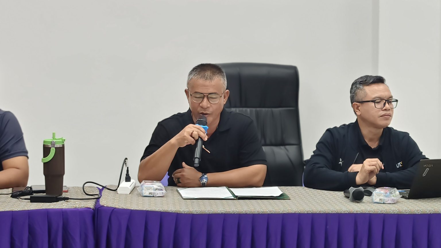 โครงการพัฒนาระบบแผนที่บริหารจัดการภัยด้านน้ำระดับลุ่มน้ำ ระยะที่ 1 “ฝึกอบรมหลักสูตรการใช้งานแอปพลิเคชัน Water Disasters” แอปพลิเคชันแจ้งขอความช่วยเหลือเมื่อเกิดอุทกภัย